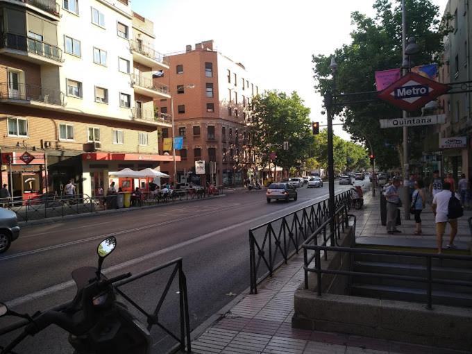Appartamento Piso completo Ciudad Lineal Madrid Esterno foto